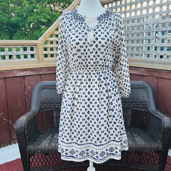Forever 21 Peasant Blouse Dress with geometric pattern (size M) - Picture 3 of 11